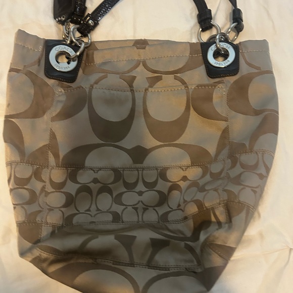 Coach Tan Signature Tote Bag - Picture 4 of 6